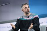 Microsoft AI CEO ostro skritizoval Anthropic za pozn�mky o vedom� modelu Claude